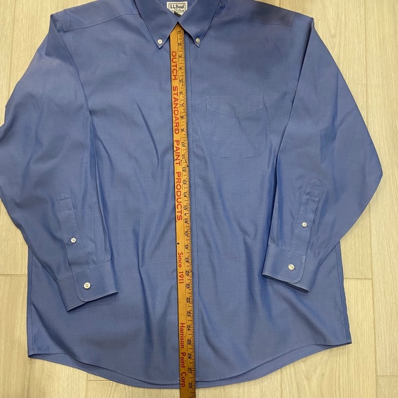 L.L. Bean Wrinkle Resistant Casual Button Up Mens Size 16-32 - Picture 3 of 8